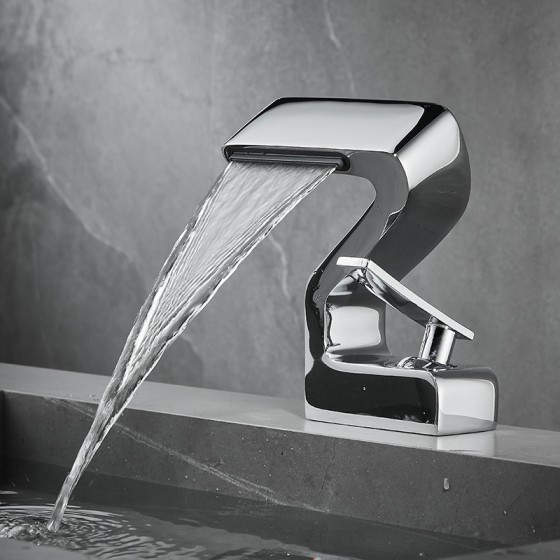 R19 Chrome and black basin mixer from china